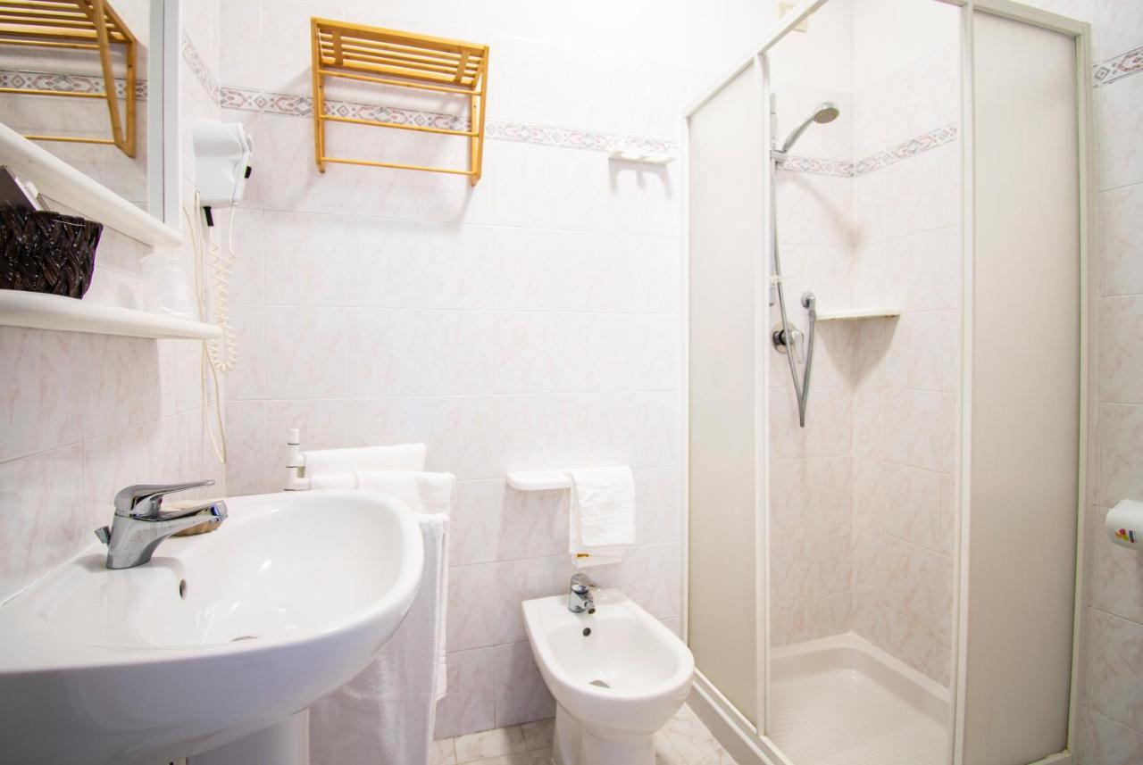 Hotel Villa Giada Marina di Massa Εξωτερικό φωτογραφία